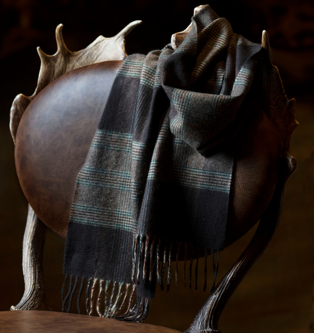 Cashmere Tweed scarf  Dark Brown