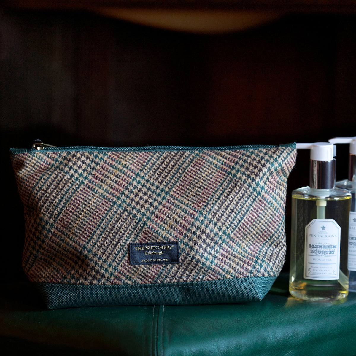 Wash bag Tweed & Green