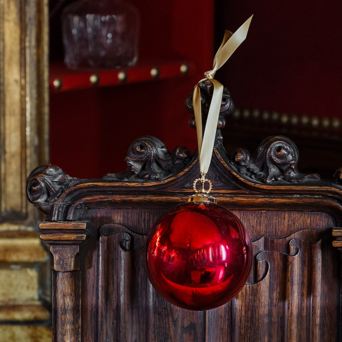Crimson Crown Glass Bauble