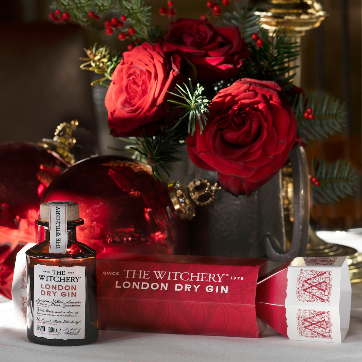 Witchery Gin Cracker